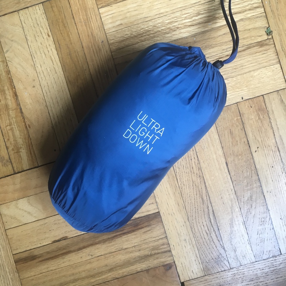 Uniqlo Seamless Packable Down Jacket w/Hood